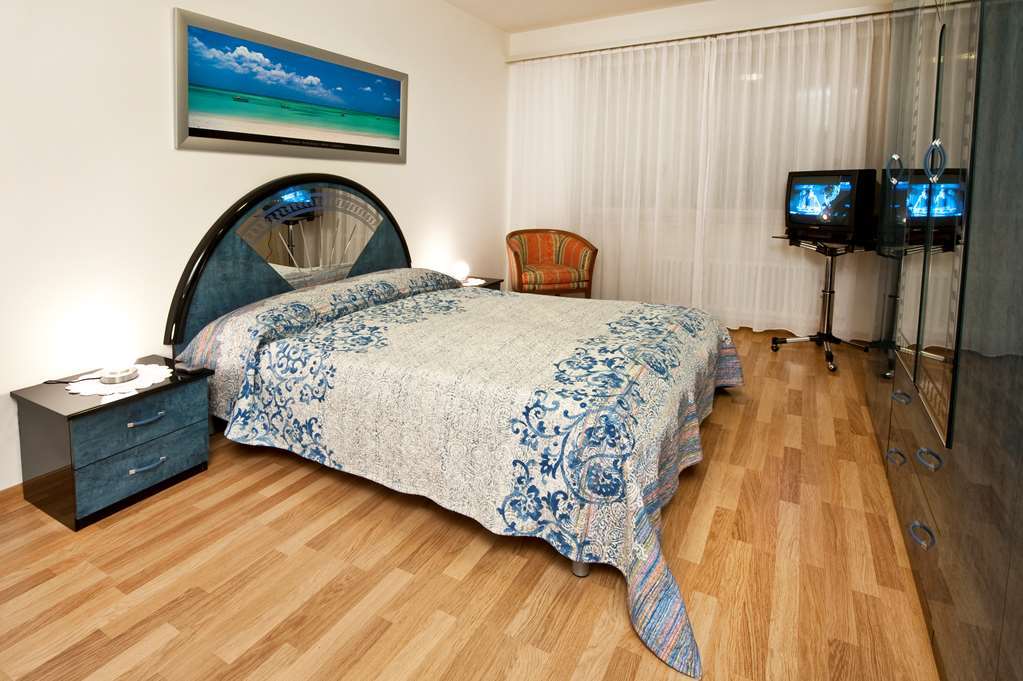 Hotel Residenze Dell'Angelo Locarno Habitación foto